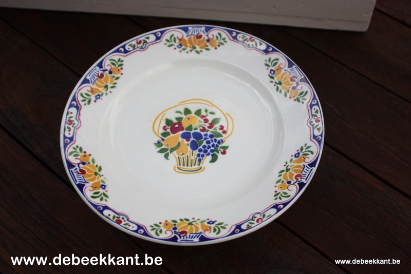 Taartschotel op voet en saucière sauskom Boch FRUCTIDOR